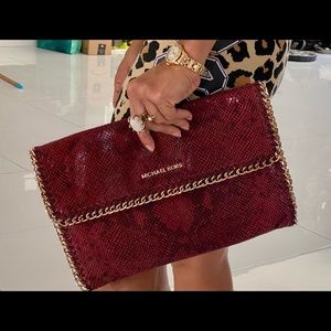 Michael Kors Bag new to you never used😎